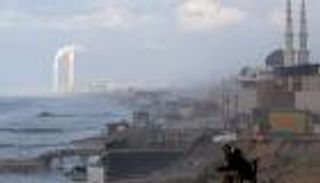 تحالف الفساد والانقسام يضاعف أزمات الفلسطينيين