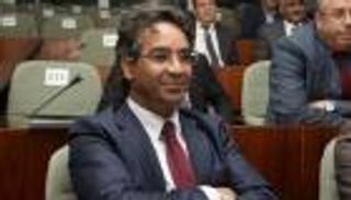 تبرئة أمين عام حزب بوتفليقة من تهم فساد بالجزائر