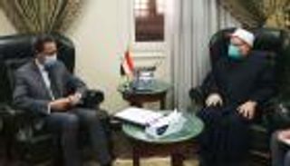 سفير فرنسا لمفتي مصر: "الرسوم المسيئة" لا تمثلنا