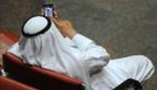 "أقول" تطبيق دردشة سعودي يغزو الهواتف الذكية