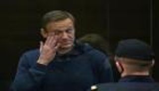 "الإفراج الفوري".. رسائل دولية بشأن نافالني وروسيا تعلق