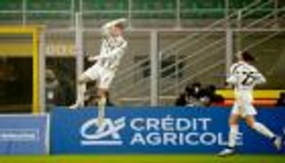 كريستيانو رونالدو يصطاد إنتر ميلان  في 3 عقود مختلفة