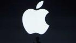 طريقة فتح هواتف "آيفون" دون إزالة الكمامات.. أبل تبتكر