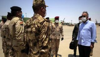 الكاظمي خلال لقاء مع قيادات أمنية عراقية - إرشيفية