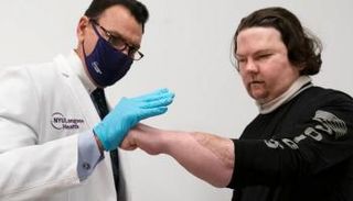 الشاب الأمريكي جو ديميو