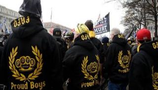 عناصر من جماعة براود بويز قبل اقتحام الكونجرس- أرشيفية