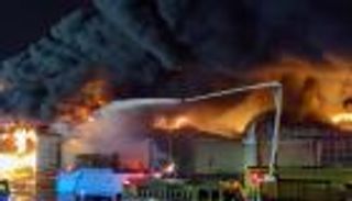 السعودية تبحث عن حل للغز حرائق الرياض