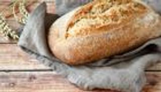 كيف عثر روسي على خاتم ثمين في رغيف خبز؟