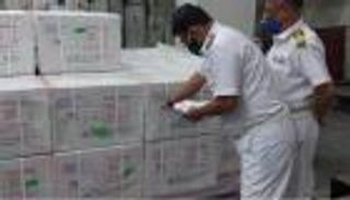 أفغانستان تتسلم الجرعات الأولى من لقاح كورونا