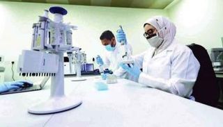 الإمارات اعتمدت حتى الآن 4 أنواع من اللقاحات