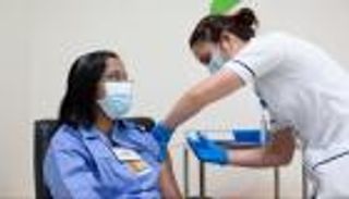 لقاح كورونا.. تقديم أكثر من 4,4 مليون جرعة في الإمارات