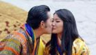 قصة حب في أحضان الهيمالايا.. ابنة الشعب تطلب الزواج من الأمير