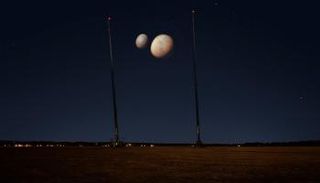 أقمار المريخ تزين سماء الإمارات