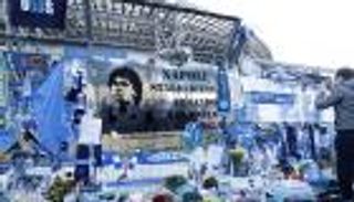 ممرضتان وطبيب نفسي.. متهمون جدد في قضية وفاة مارادونا