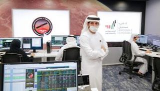 ولي عهد دبي رئيس مركز محمد بن راشد للفضاء