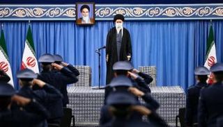 المرشد الإيراني علي خامنئي