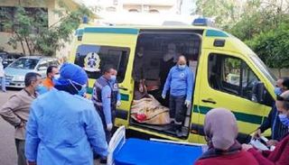 المسنة المصرية في طريقها للمستشفى