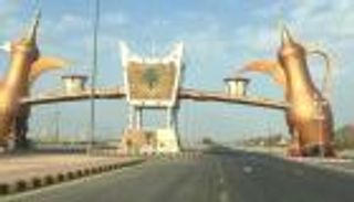 السعودية تغلق 10 مساجد مؤقتا بعد وفاة مؤذن بكورونا