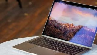 جهاز أبل ماك بوك برو