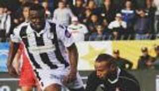 إيدو كينجسلي .."بلدوزر" نيجيري أعاد الروح لهجوم الصفاقسي 