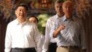 أول اتصال بين الرئيسين الأمريكي والصيني.. فماذا دار؟