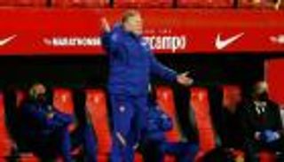 إشبيلية ضد برشلونة.. كومان يبكي على اللبن المسكوب بعد الهزيمة