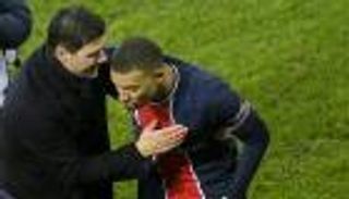 بوكيتينو يشحن مبابي لموقعة برشلونة برسالة غزل