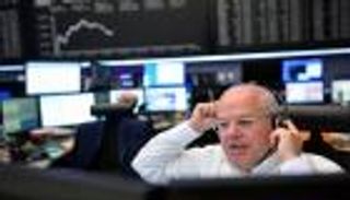 التحفيز يقفز بأسهم أوروبا لأعلى مستوى في 3 أسابيع