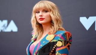 المغنية الأمريكية تايلور سويفت