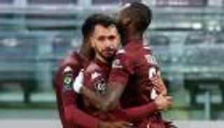 سر عاطفي.. كيف تحول بولحية "المنبوذ" لأفضل نجوم الدوري الفرنسي؟