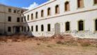 قشلة البركة.. ثكنة الجيش الليبي ببنغازي آيلة للسقوط