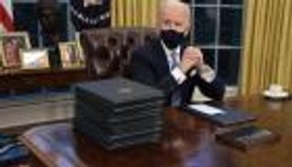 في ذكرى "عيد الحب" الدامي.. بايدن لن ينتظر مذبحة جديدة