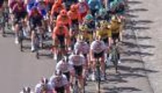 الوحيد في الشرق الأوسط.. طواف الإمارات يفتتح سباقات 2021