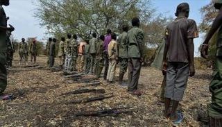 أطفال في صفوف القوات المتحاربة بجنوب السودان- أرشيفية