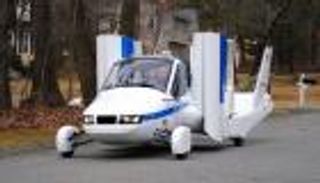 بأجنحة قابلة للطي.. الترخيص لأول سيارة طائرة في العالم