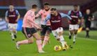 سعيد بن رحمة يهدد حلم ليفربول في دوري أبطال أوروبا