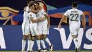 مطلوب في مانشستر يونايتد.. 5 معلومات عن "هدف" الجزائر الجديد