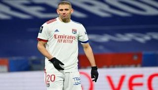 إسلام سليماني مهاجم ليون الفرنسي