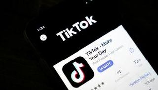 صفحة تحميل تطبيق 