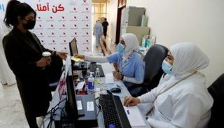 جواز بحريني للحاصلين على لقاح كورونا