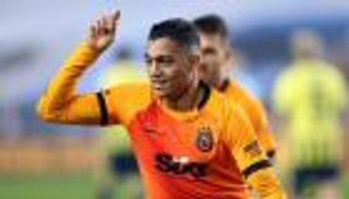 بسبب بند مفاجئ.. لماذا يسدد مصطفى محمد ركلات الجزاء؟