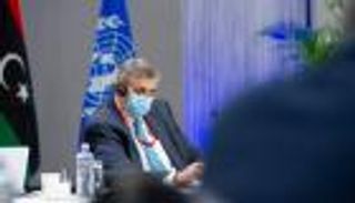 رسائل كوبيش للسراج في أول زيارة لليبيا.. وقف النار وانتقال السلطة