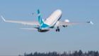 بوينج "737 ماكس" تعود للتحليق في سماء الإمارات مجددا