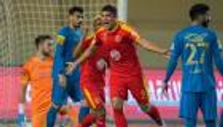 الدوري السعودي.. النصر يواصل السقوط والهلال يزلزل الصدارة