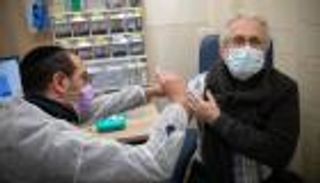 إسرائيل تحذر من تزوير "جواز المرور الأخضر"