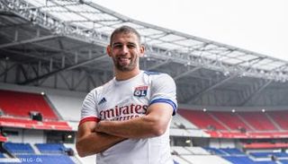 النجم إسلام سليماني