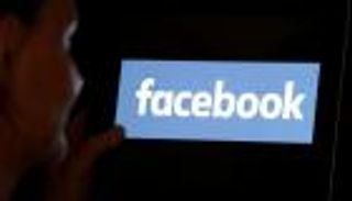 "إلغاء الصداقة".. "اختيار مر" لفيسبوك يثير غضب ساسة بأستراليا