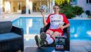 لاعب مزيف.. خدع الجميع باسم "سان جيرمان" وكاد يشارك في أبطال أوروبا