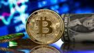 بيتكوين تسجل قمة قياسية جديدة وتتخطى 53 ألف دولار