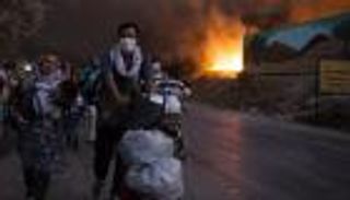 حريقان في مخيم للاجئين باليونان.. ولا ضحايا